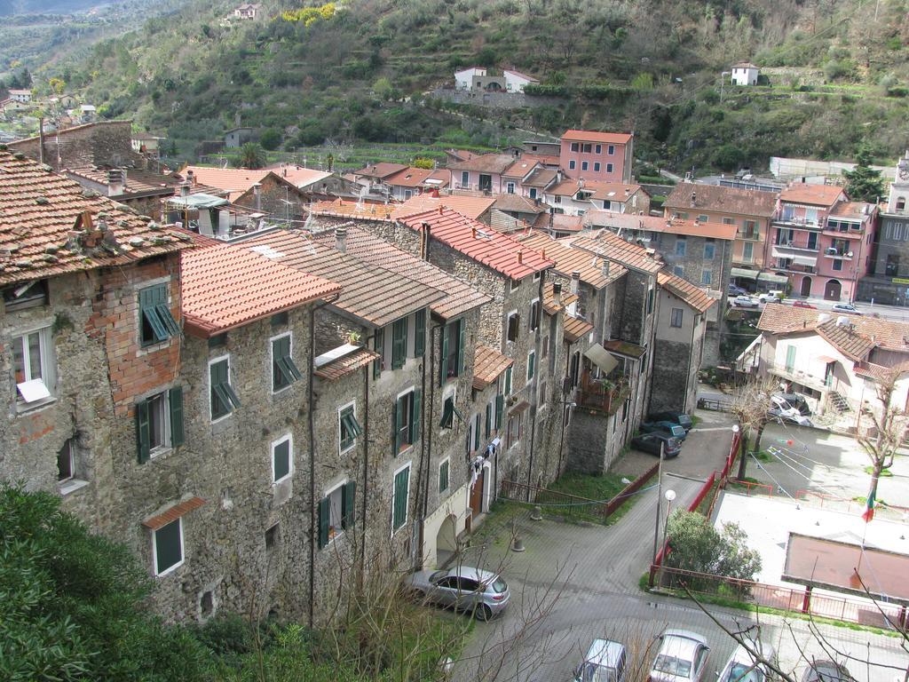 Casa Med Holiday Home Isolabona Экстерьер фото