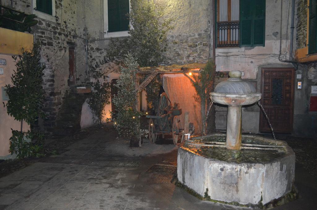 Casa Med Holiday Home Isolabona Экстерьер фото