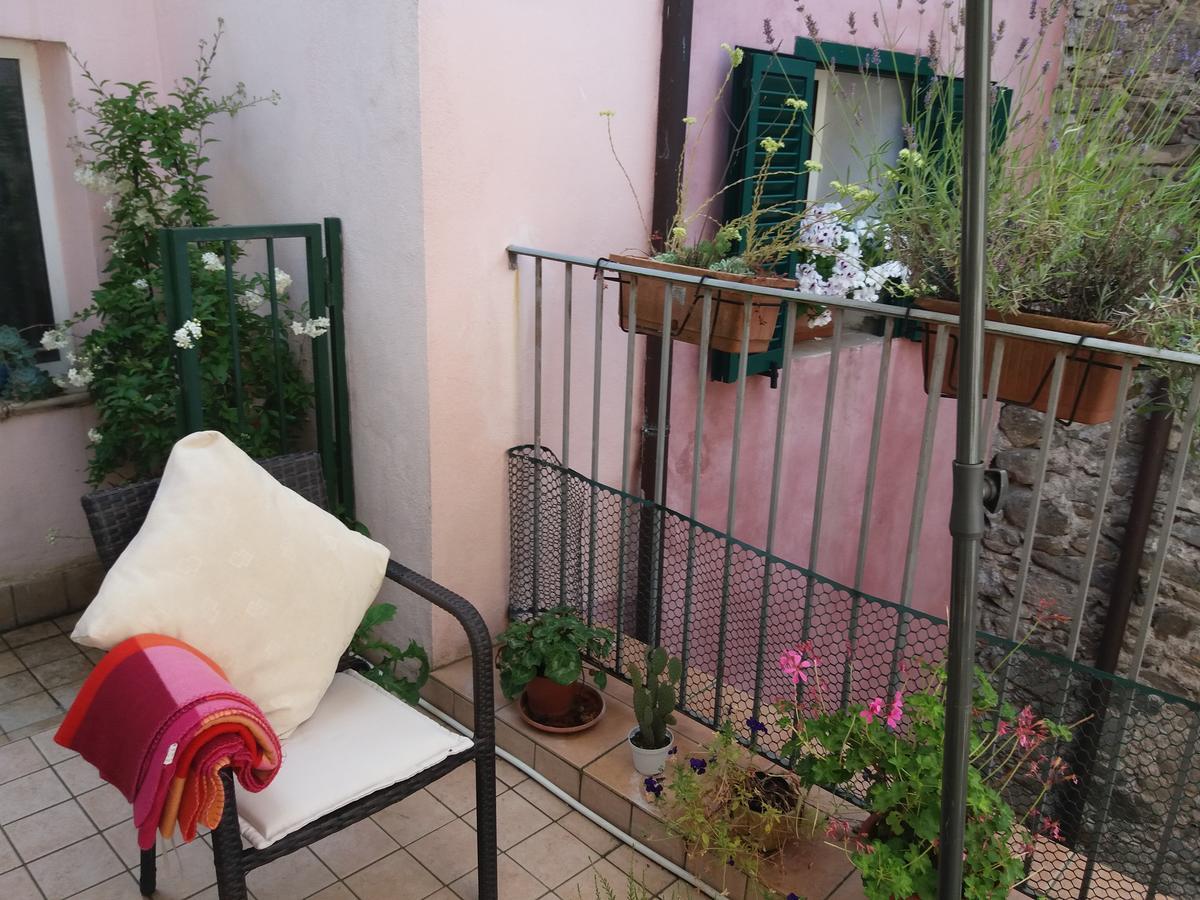Casa Med Holiday Home Isolabona Экстерьер фото